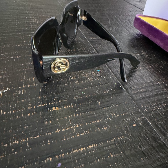Gucci Black Square Sunglasses - Picture 5 of 12